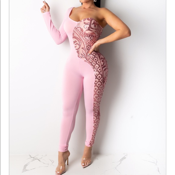 Sexy Blush Pink Sequined Jumpsuit - Picture 1 of 2
